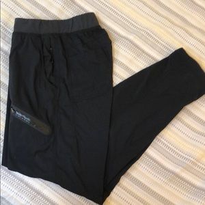 men’s lululemon seawall pants (medium)